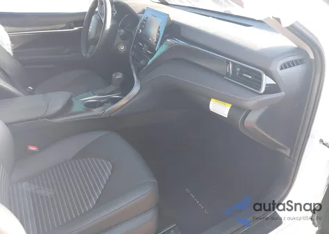 2024 Toyota Camry Se z USA, uszkodzony, nr VIN 4T1G11AK6RU879152